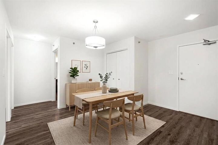 Property Photo:  25 Bridgeland Drive North  MB R3Y 0K5 