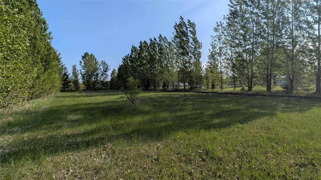 Property Photo:  24071 Lambert Road  MB R0A 1T0 