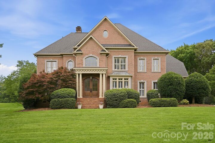 Property Photo:  7101 Seton House Lane  NC 28277 