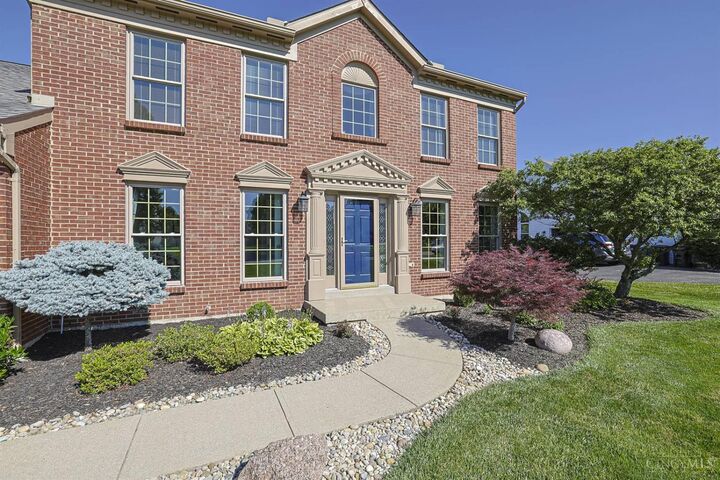 Property Photo: 5585 Autumn Wynd Lane OH 45150