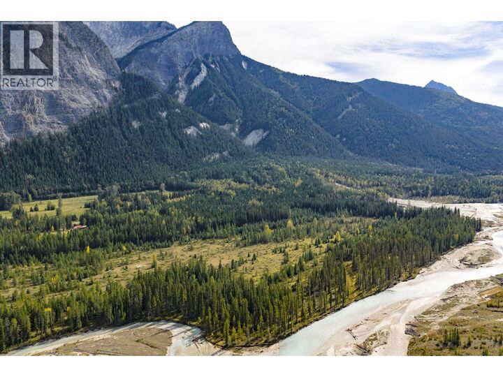 Property Photo:  2237 Blaeberry Road  BC V0A 1H1 