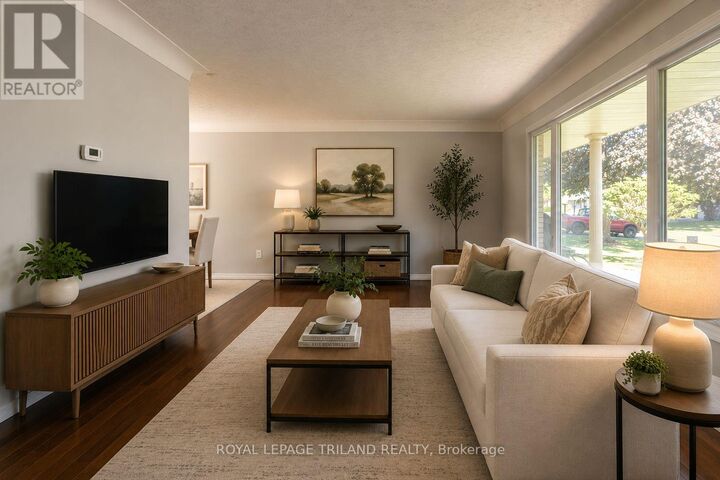 Property Photo: 8 Croatia Court ON N5R 5P6