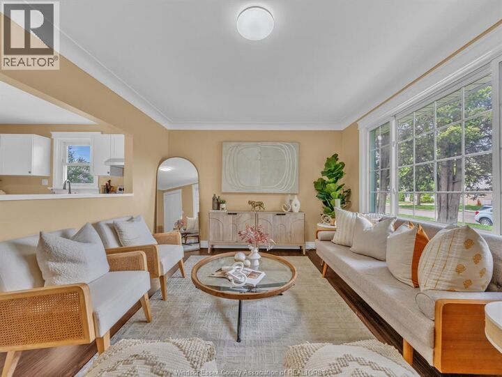 Property Photo:  1583 Ferndale Avenue  ON N8T 2K3 