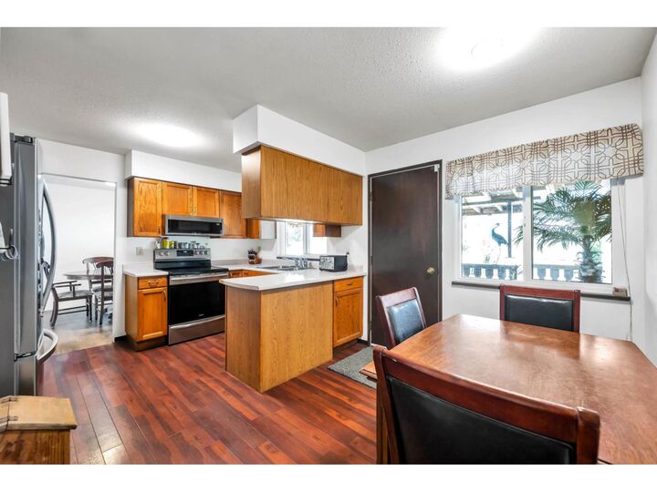 Photo de la propriété: 5927 184 Street BC V3S 4N2