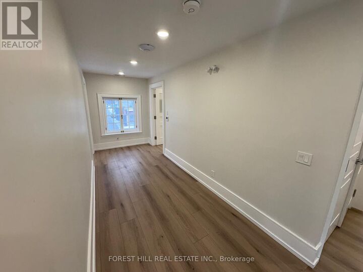 Property Photo:  13 Thomas Street 13A  ON L5M 1Y4 