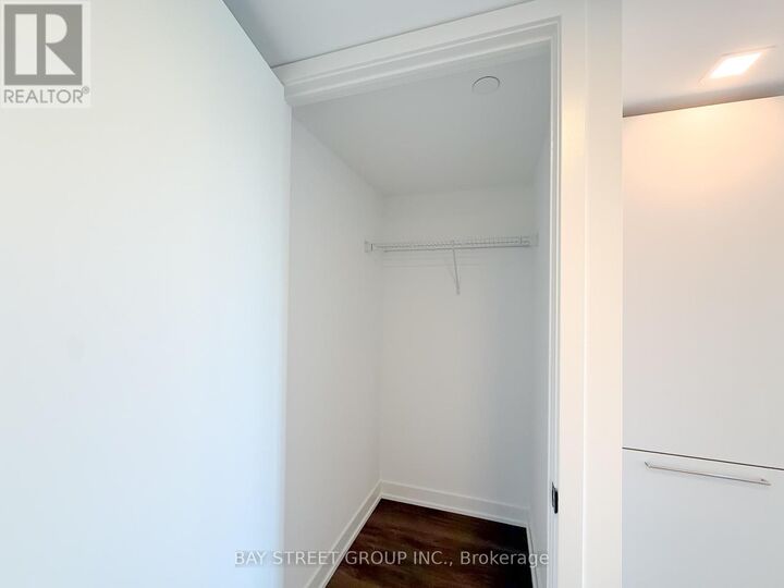 Property Photo:  609 Sherbourne Street 1409  ON M4X 0A4 