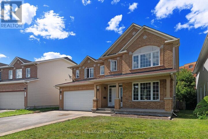 Property Photo: 140 Annapolis Circle ON K1V 1Z3