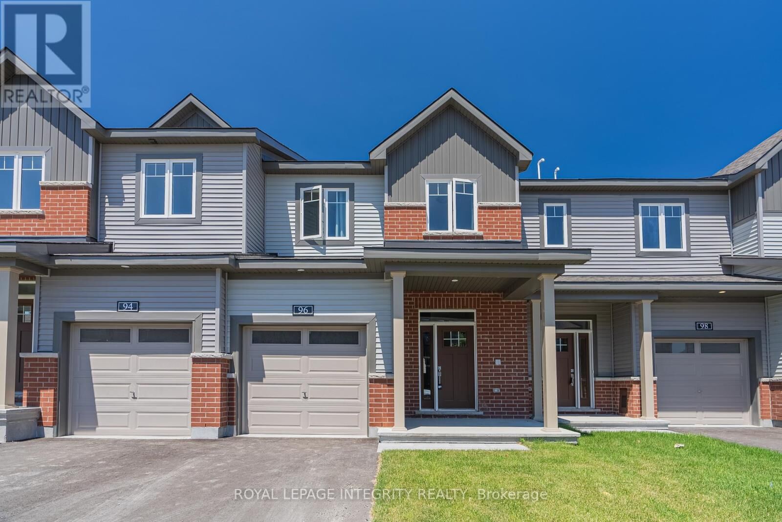 Property Photo:  96 Osler Street East  ON K2W 0K8 