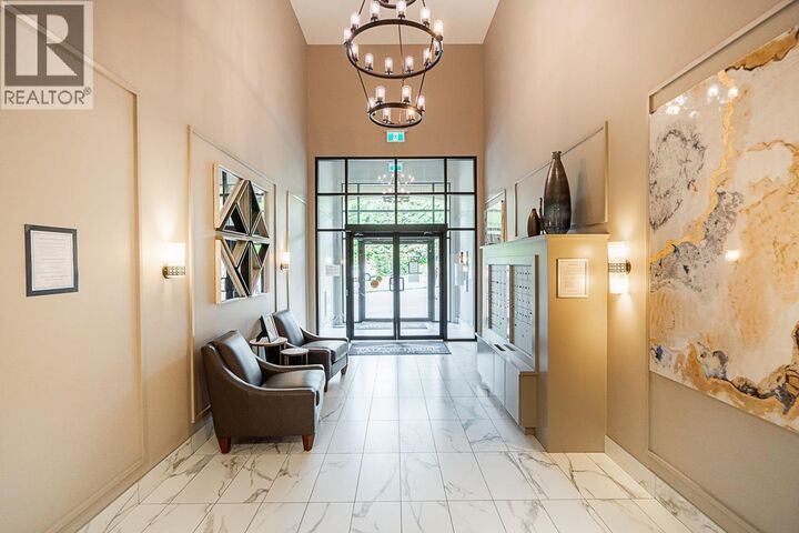 Property Photo: 12367 224 Street 204 BC V6C 3P6