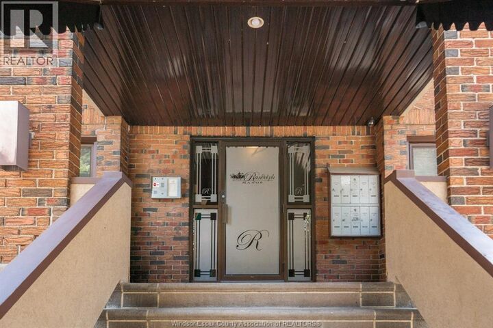 Property Photo: 269 Randolph Place 4 ON N9B 2T2