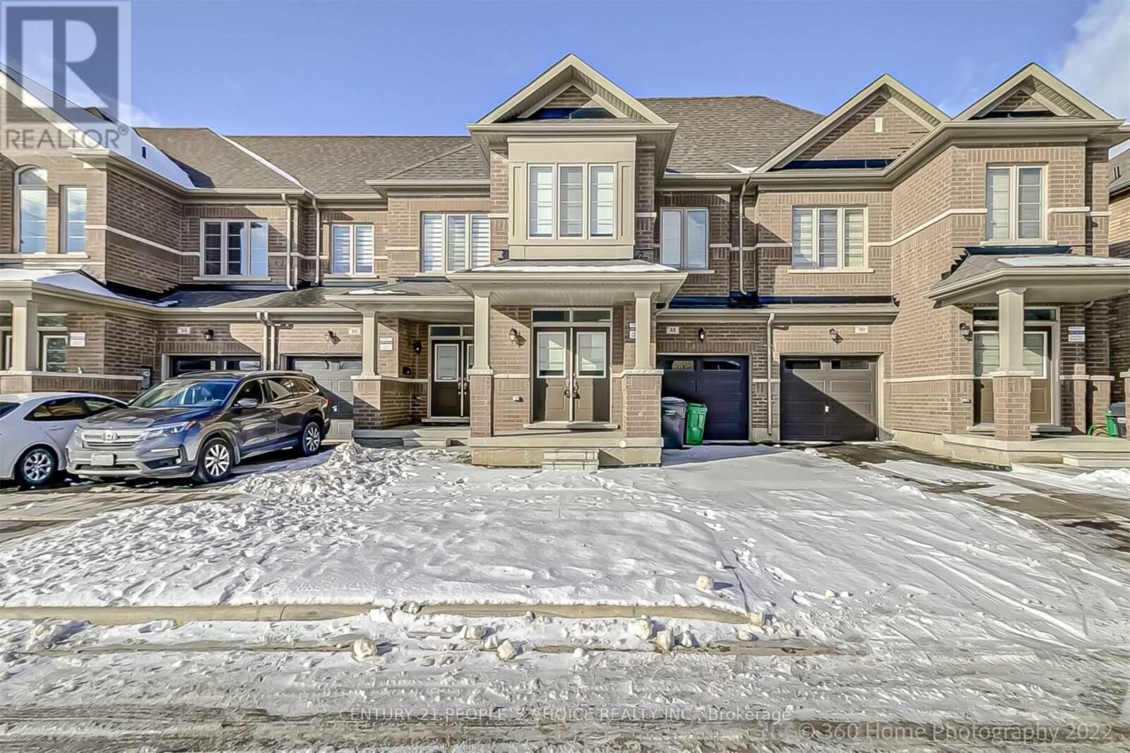 Property Photo:  88 Adventura Road  ON L4A 5A7 