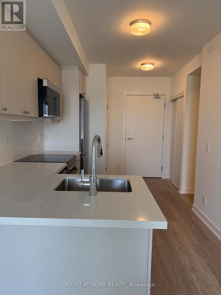 Property Photo:  51 Clarington Boulevard 1217  ON L1C 7J8 