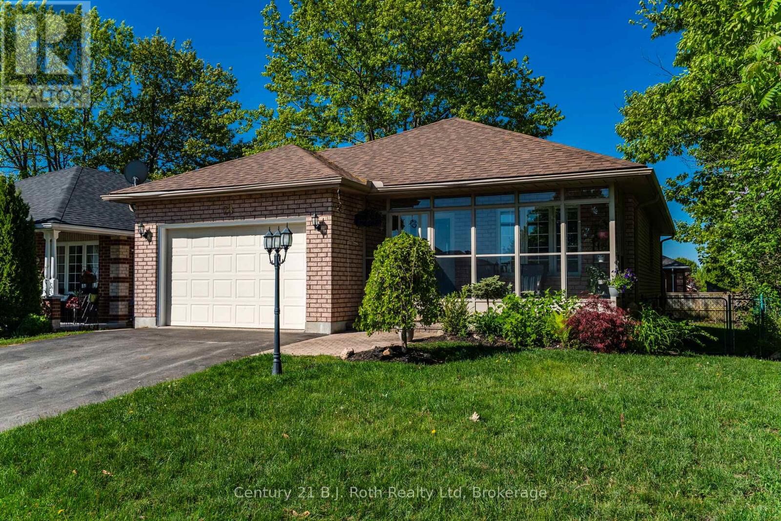 Property Photo:  24 Marchand Drive  ON L9M 2J2 