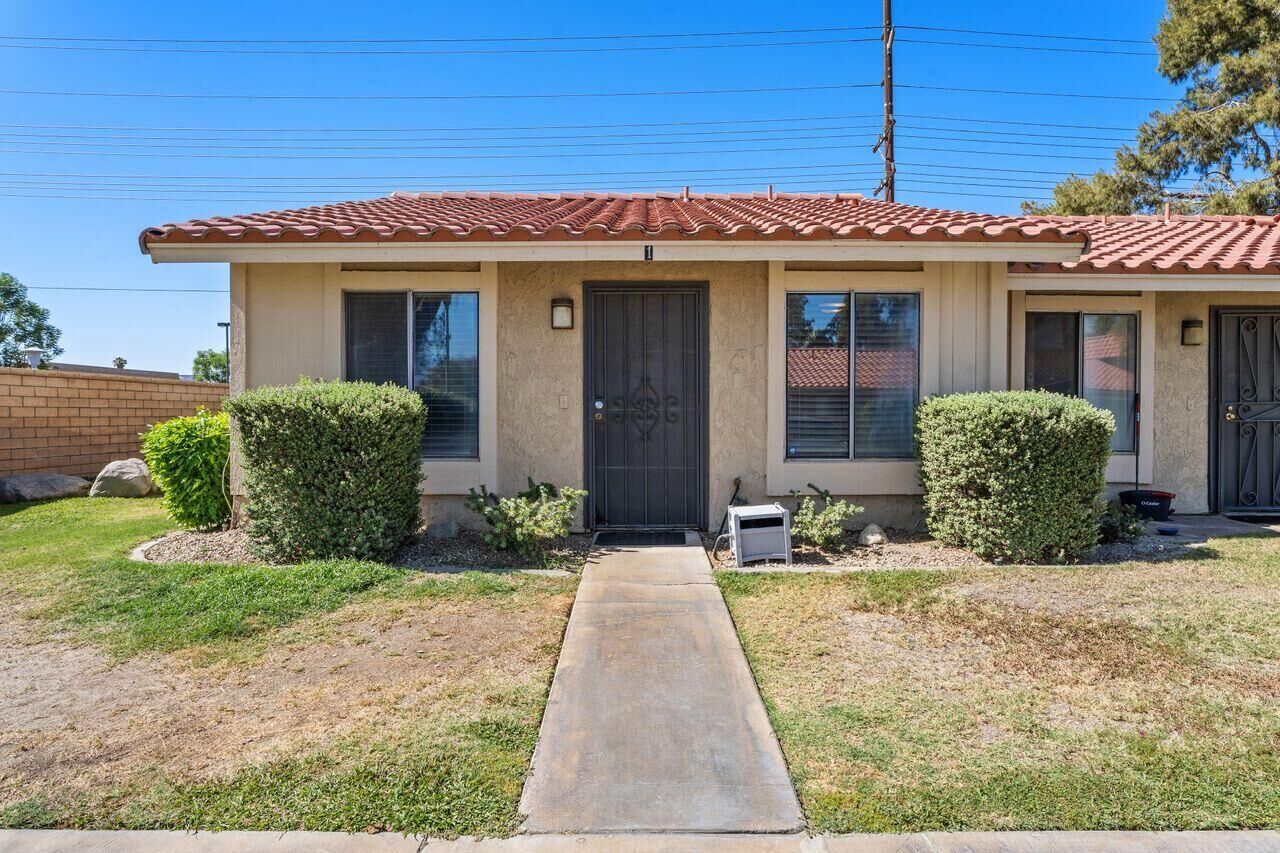 Property Photo:  82567 Avenue 48 1  CA 92201 