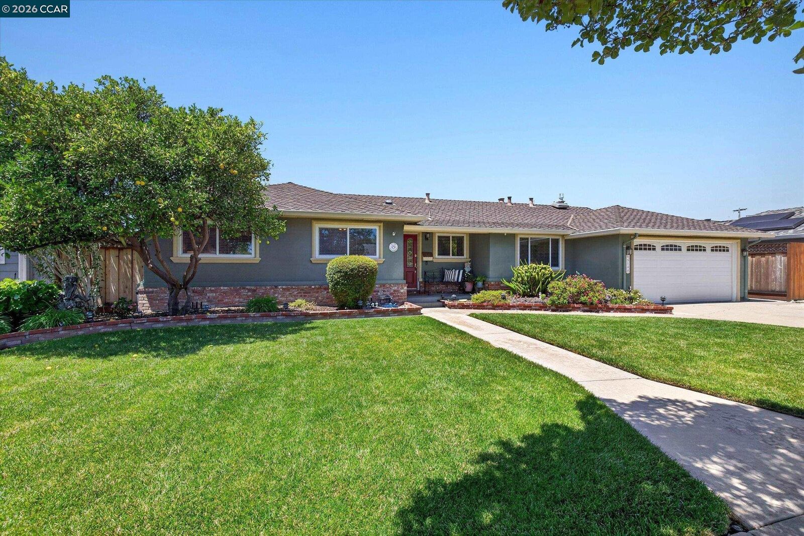 Property Photo: 5133 Waller Ave CA 94536