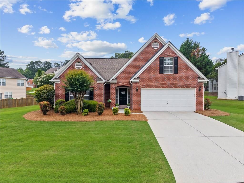 Property Photo: 2940 Haynes Club Circle SW GA 30017