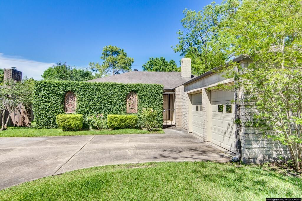Property Photo: 12002 Rocky Knoll Drive TX 77077