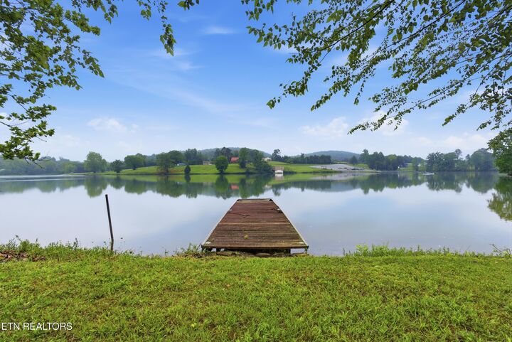 Property Photo:  102 Coffey Circle  TN 37854 