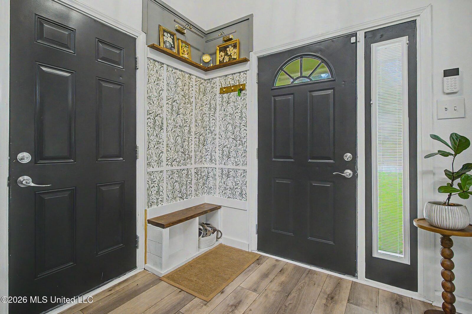 Property Photo:  5401 Sioux Drive  MS 39564 