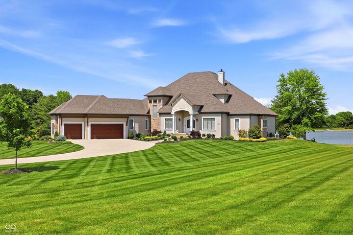 Property Photo:  4025 Lochview Court  IN 46106 