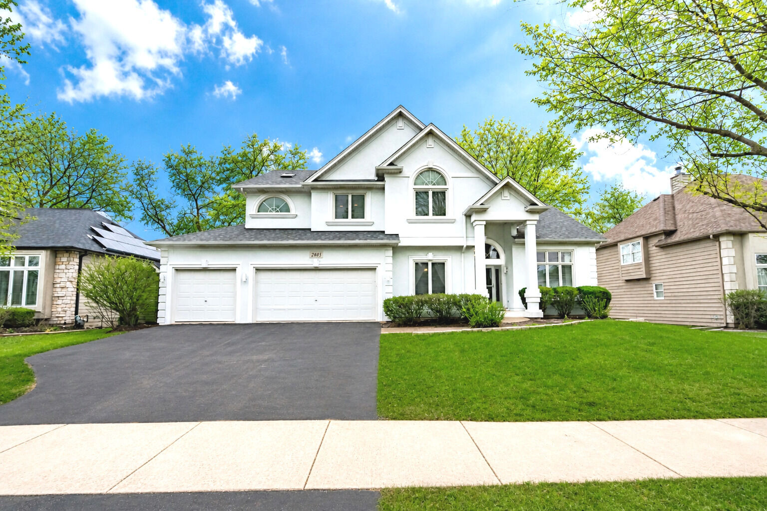 Property Photo: 2805 Clara Avenue IL 60502