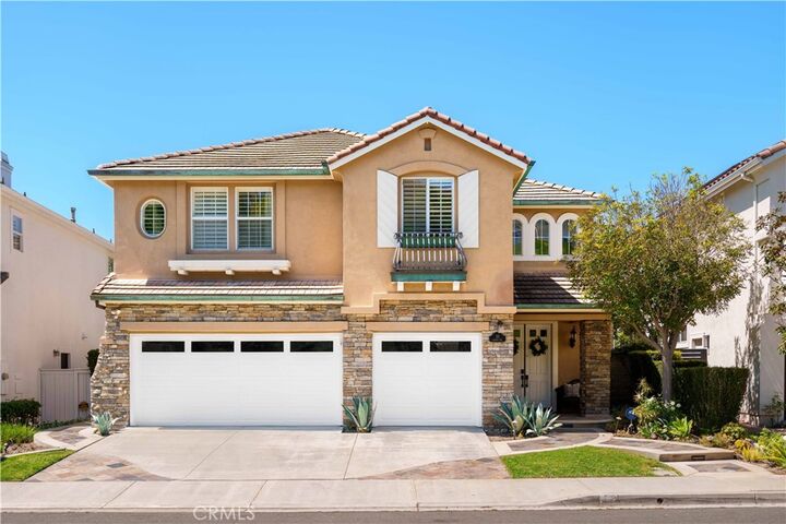 Property Photo:  33 Coastal Oak  CA 92656 