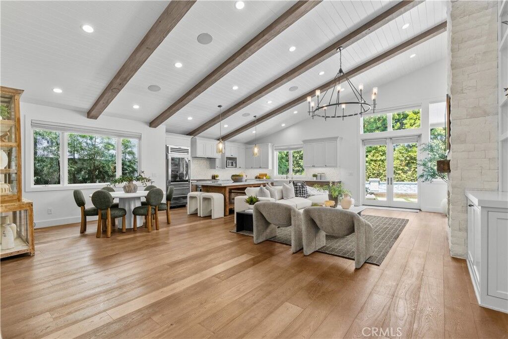 Property Photo:  519 Signal Road  CA 92663 