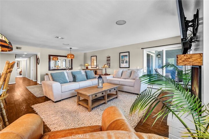 Property Photo:  134 Avenida Presidio  CA 92672 