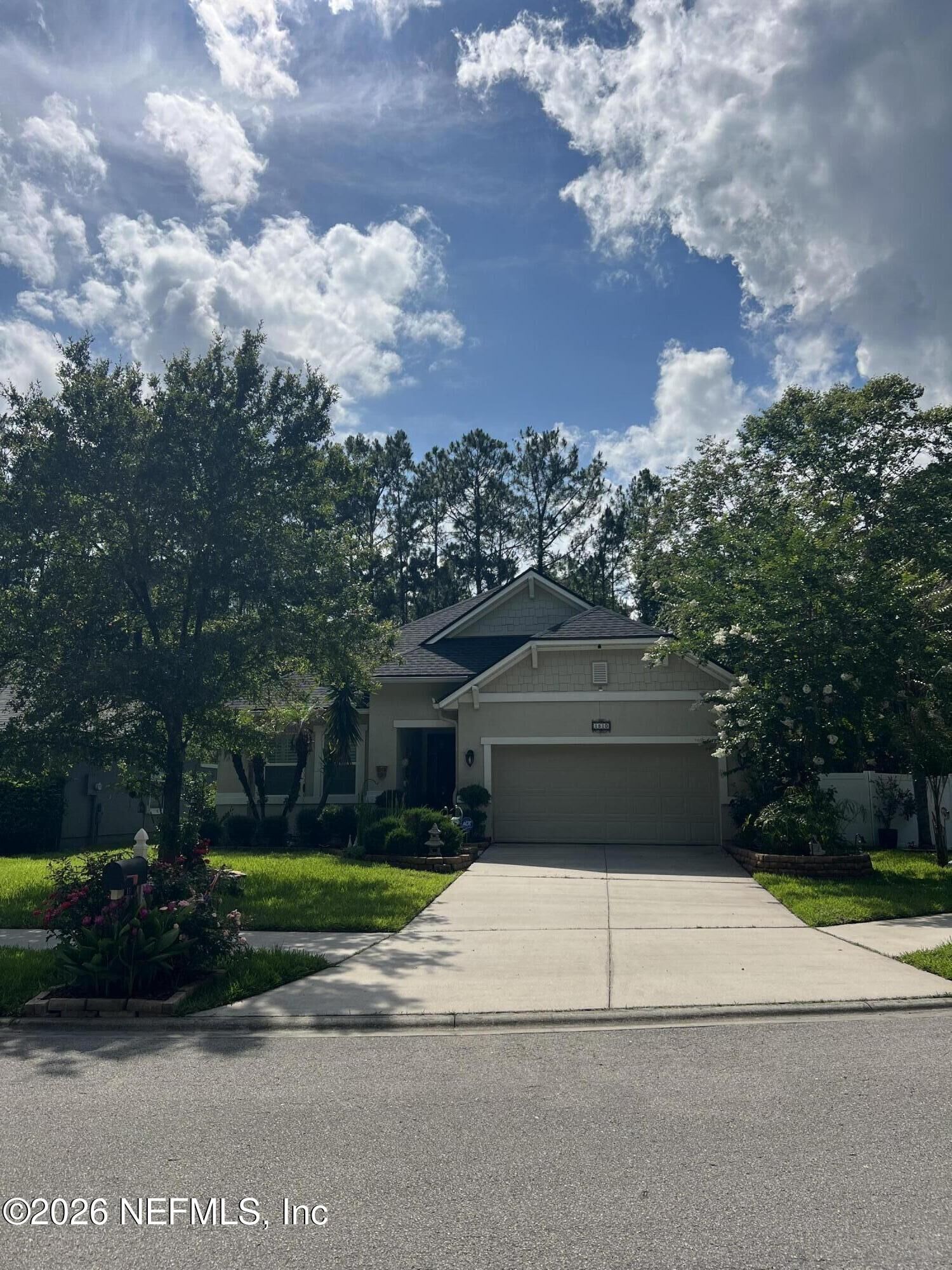 Property Photo:  1510 Creek Point Boulevard  FL 32218 