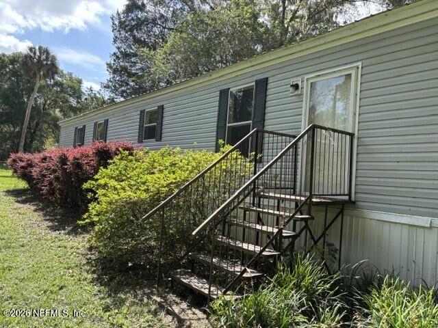 Property Photo:  140 Price Road  FL 32640 