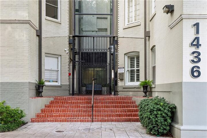 Property Photo: 1436 Jackson Avenue 5A LA 70130