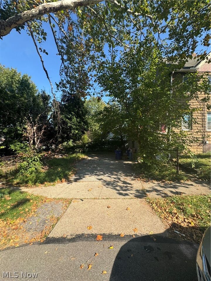 Property Photo:  5924 Denison Avenue  OH 44102 