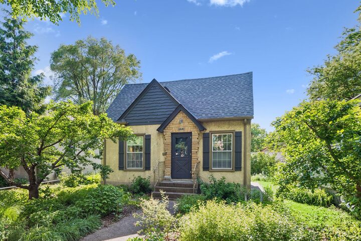 Property Photo: 3353 Russell Avenue N MN 55412