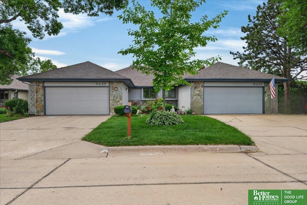 Property Photo: 9429 Parker Street NE 68114