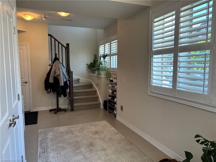 Property Photo:  8 Lakefront Drive  ON L8E 0J3 