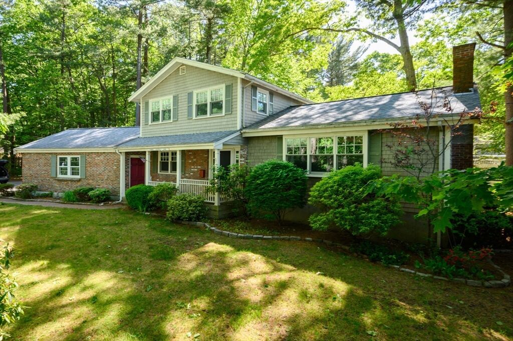 Property Photo:  371 Gardner St  MA 02043 