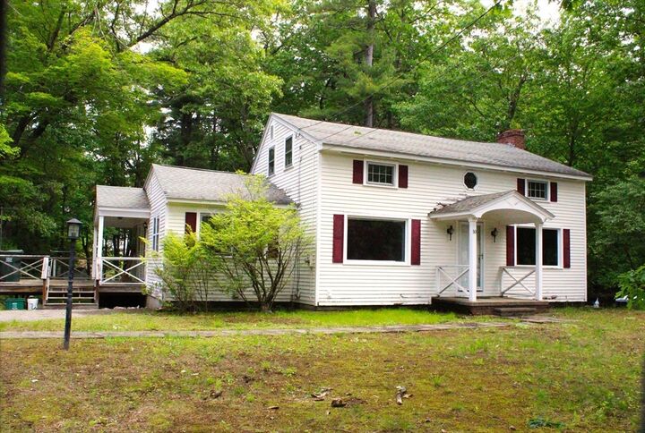 Property Photo:  82 Pine Valley Dr  MA 01826 