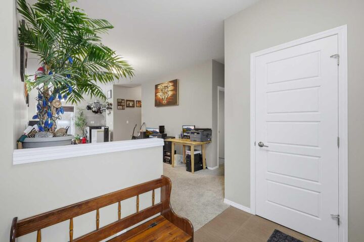 Property Photo: 3 Greenhouse Place AB T4P 0S5