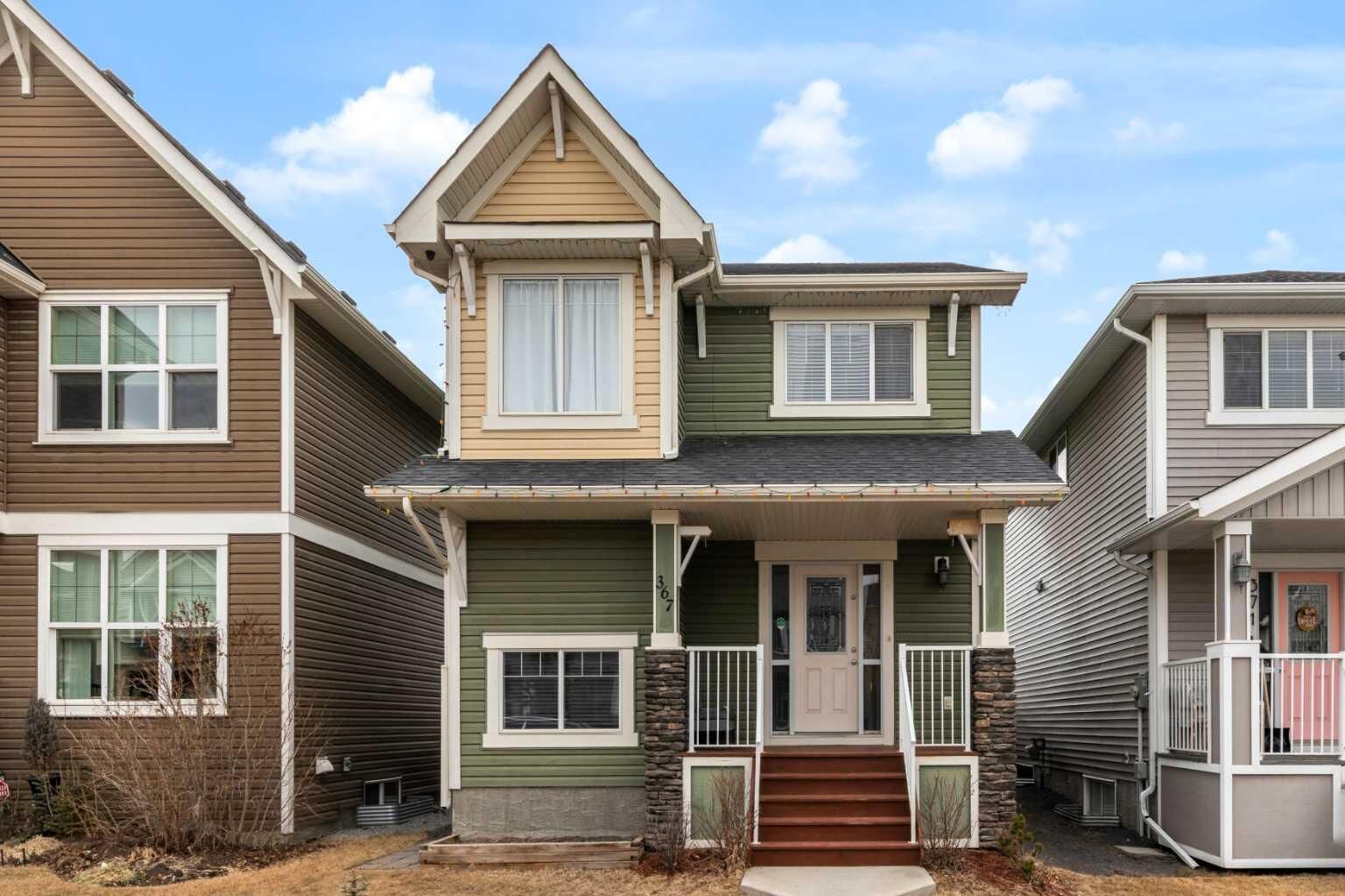 Property Photo: 367 Fireside Place AB T4C 0R1