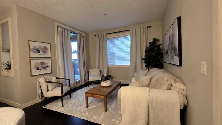 Property Photo:  2727 28 Avenue 148  AB T2B 0L4 