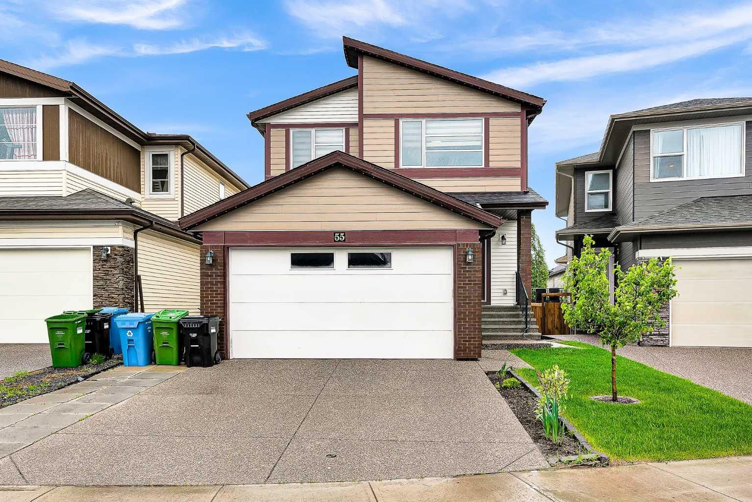 Property Photo: 55 Walden Place SE AB T2X 1Y5