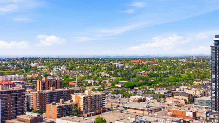 Property Photo: 1053 10 Street SW 1907 AB T2R 1S6