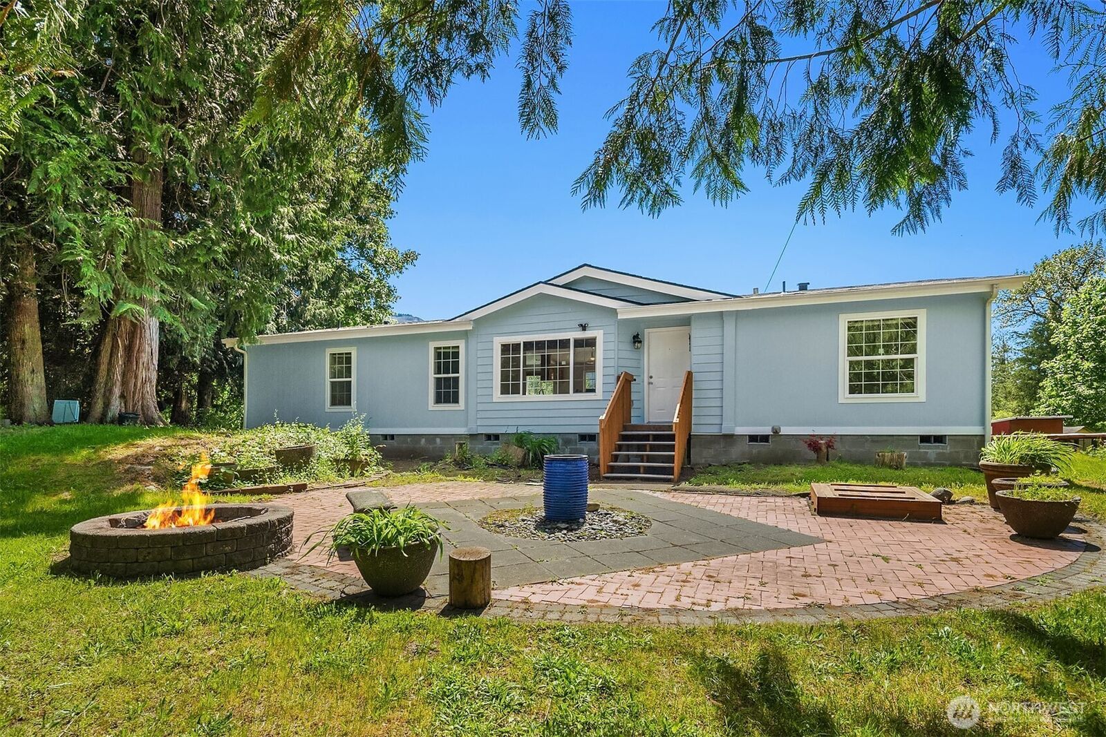 Property Photo:  41918  156th Street SE  WA 98251 