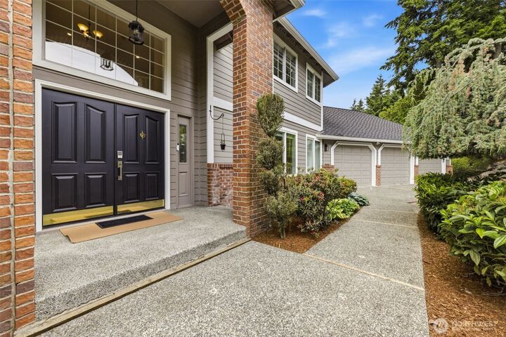 Property Photo:  7717  120th Place SE  WA 98056 