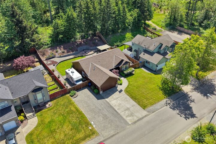 Property Photo:  11903  261st Avenue Ct E  WA 98321 
