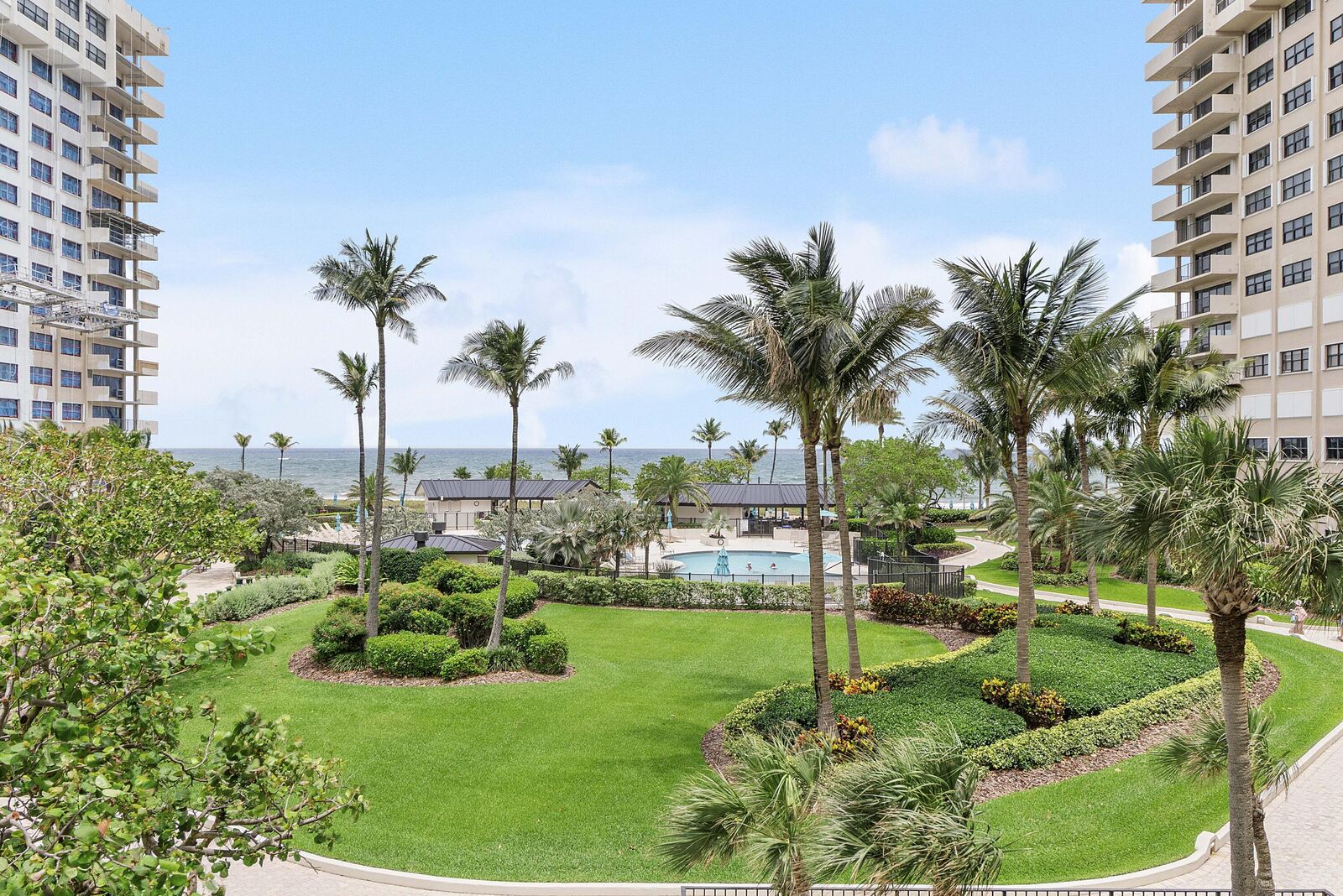Property Photo:  4900 N Ocean Boulevard 416  FL 33308 