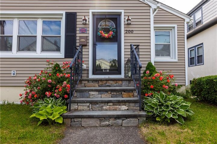 Property Photo: 200 Unit Street RI 02909