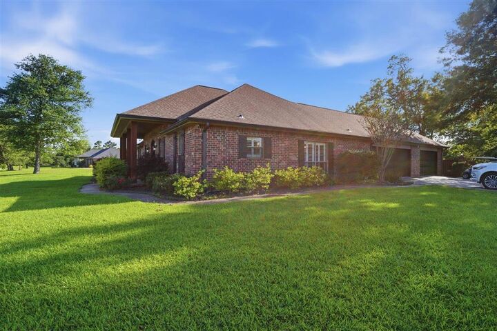 Property Photo:  1543 Holly Run Drive  LA 70611 