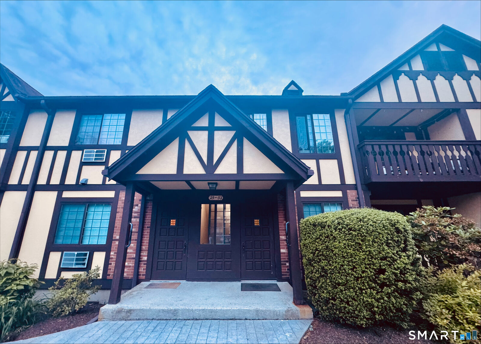 Property Photo:  31 Teresa Place 31  CT 06606 