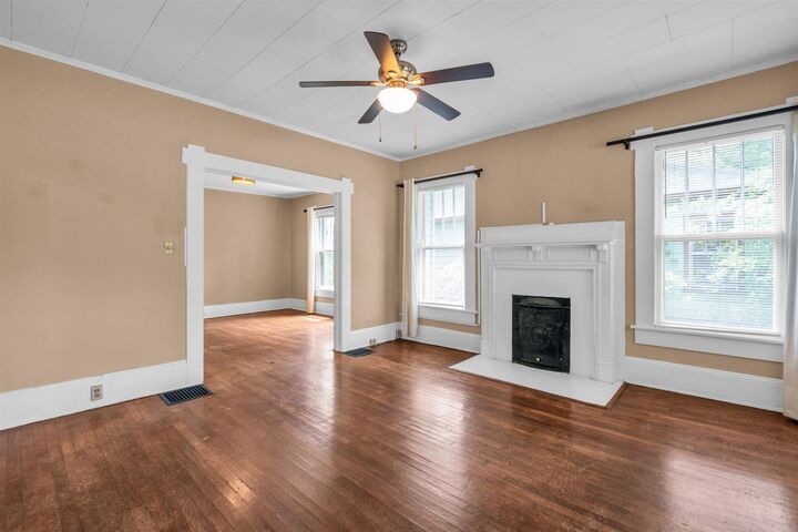 Property Photo:  771 Maple Street  SC 29302 